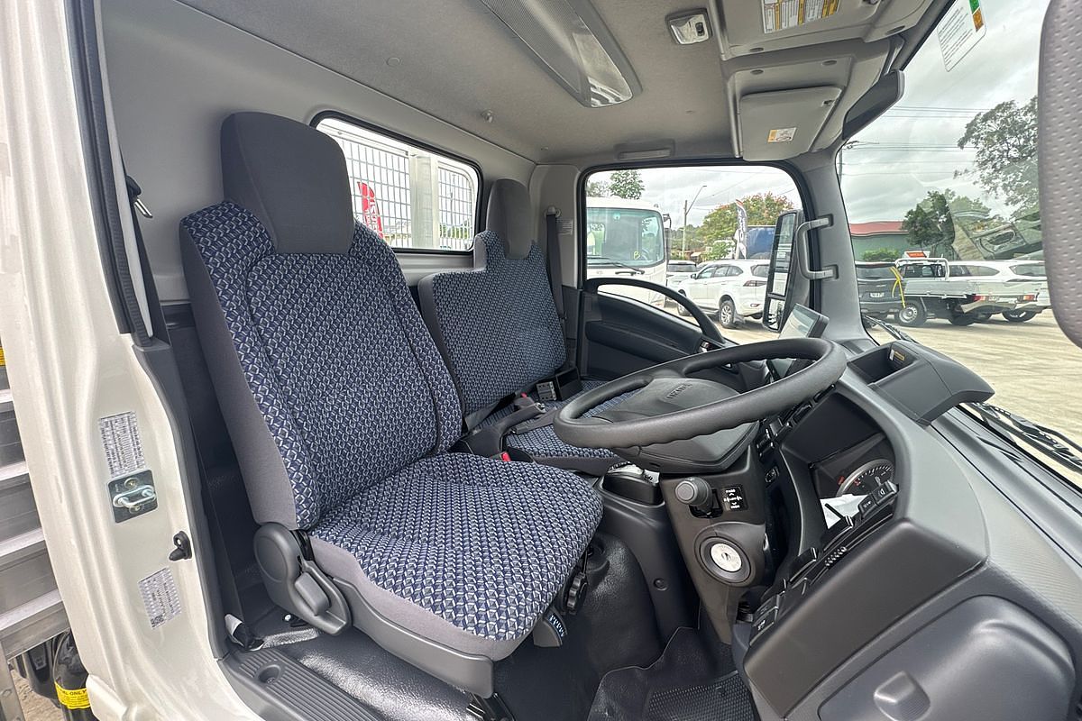 2024 Isuzu N Series NLR 45-150 4x2