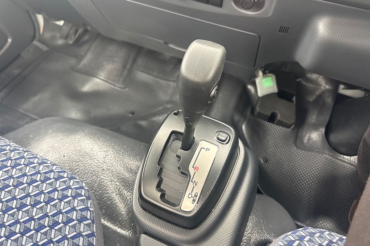 2024 Isuzu N Series NLR 45-150 4x2