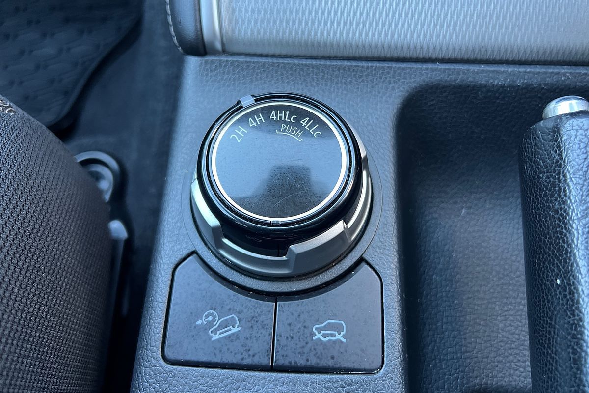 2019 Mitsubishi Triton GLS MR 4X4