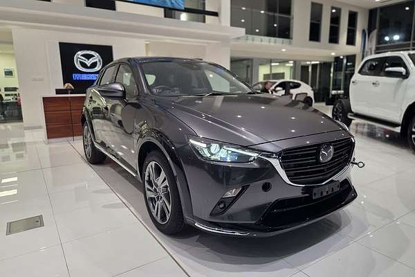 2025 Mazda CX-3 G20 Akari DK