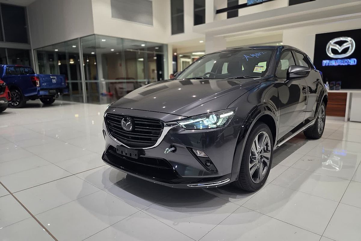 2025 Mazda CX-3 G20 Akari DK