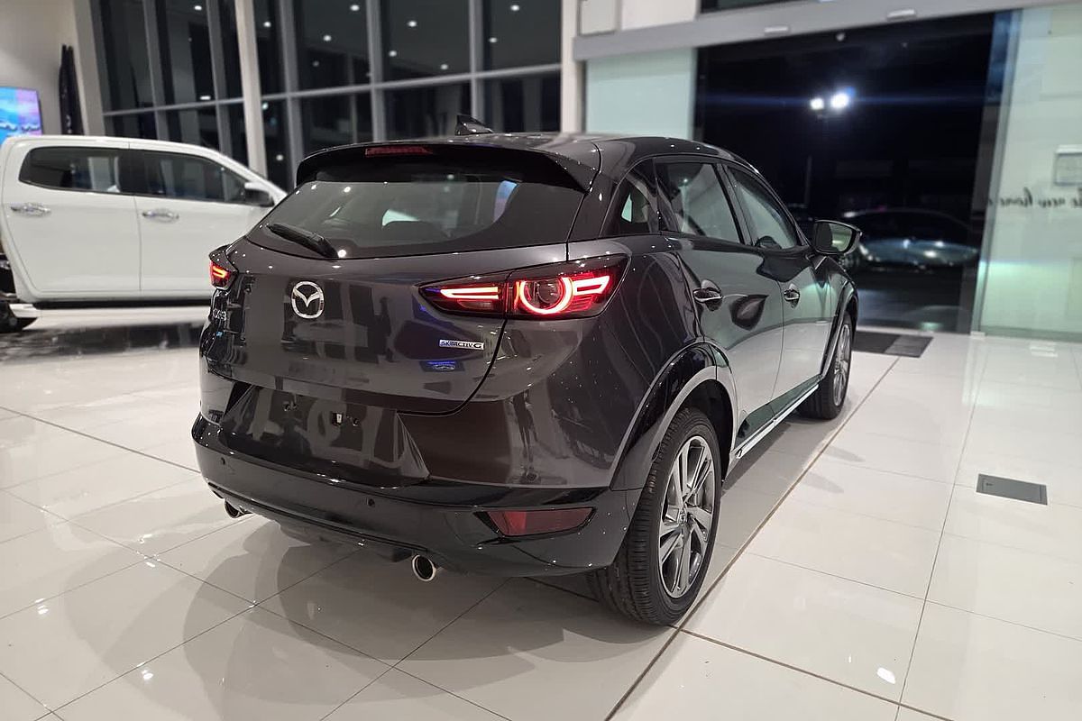 2025 Mazda CX-3 G20 Akari DK