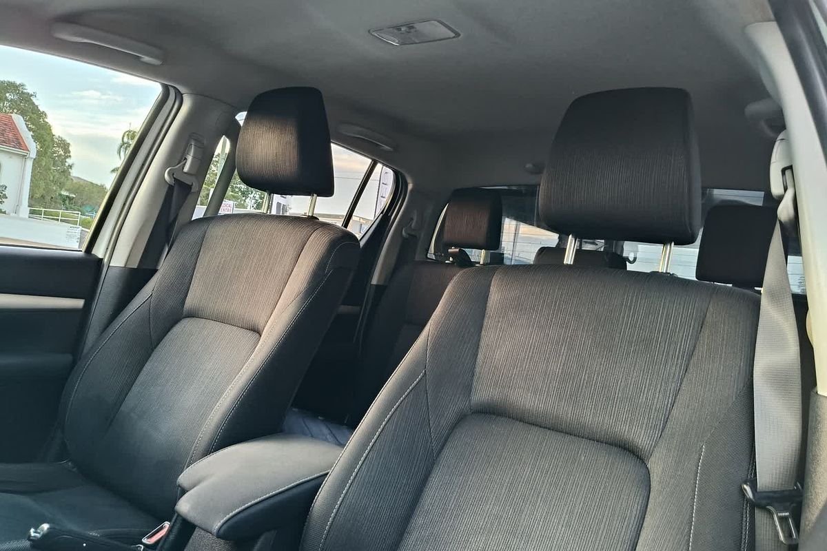 2016 Toyota Hilux SR5 GUN126R 4X4