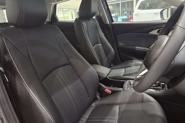 2025 Mazda CX-3 G20 Akari DK