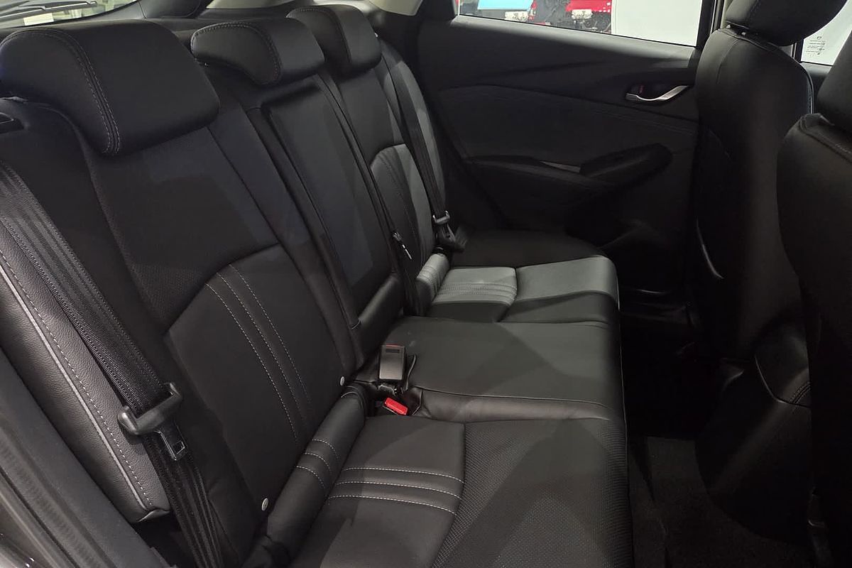 2025 Mazda CX-3 G20 Akari DK