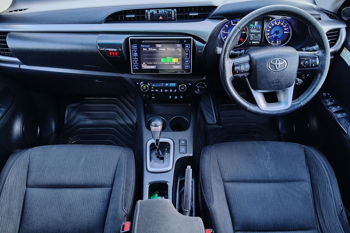 2016 Toyota Hilux SR5 GUN126R 4X4