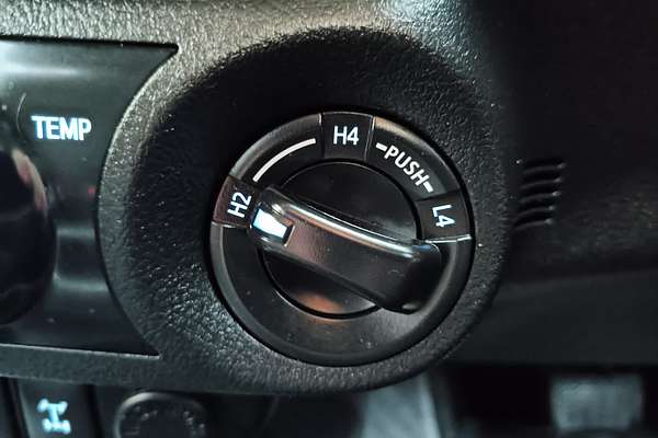 2016 Toyota Hilux SR5 GUN126R 4X4