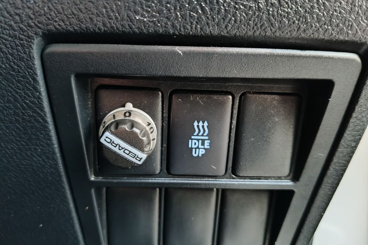 2016 Toyota Hilux SR5 GUN126R 4X4
