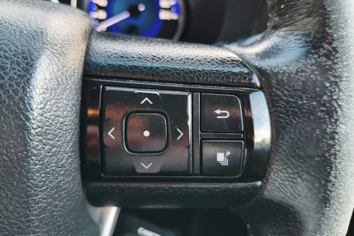 2016 Toyota Hilux SR5 GUN126R 4X4