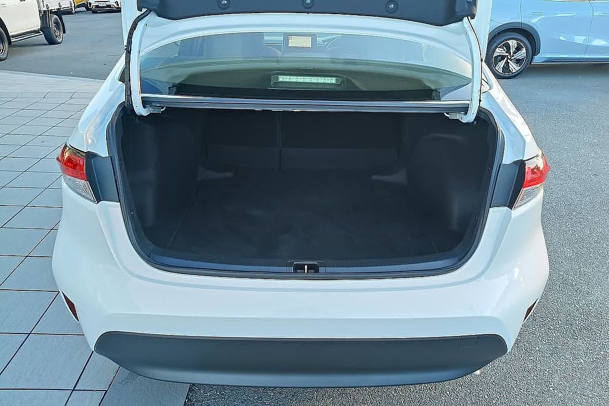 2023 Toyota Corolla SX Hybrid ZWE219R