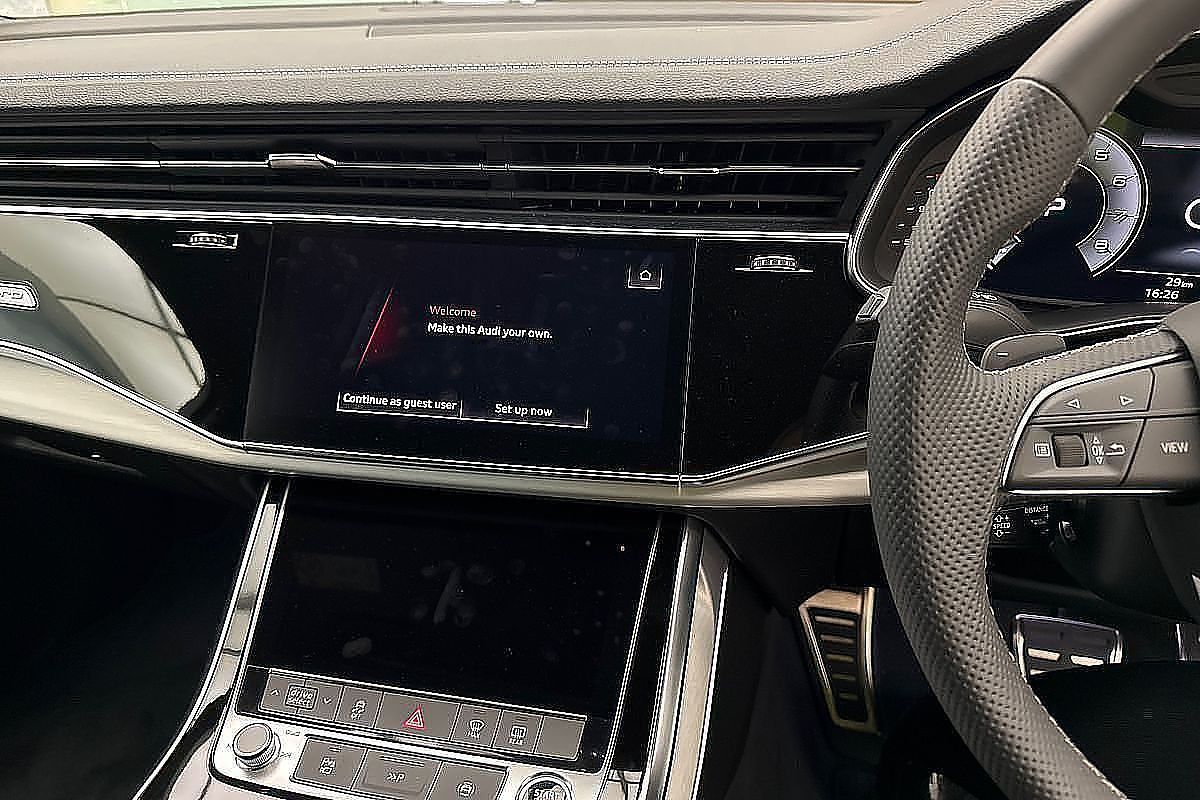 2024 Audi Q7 55 TFSI S line 4M
