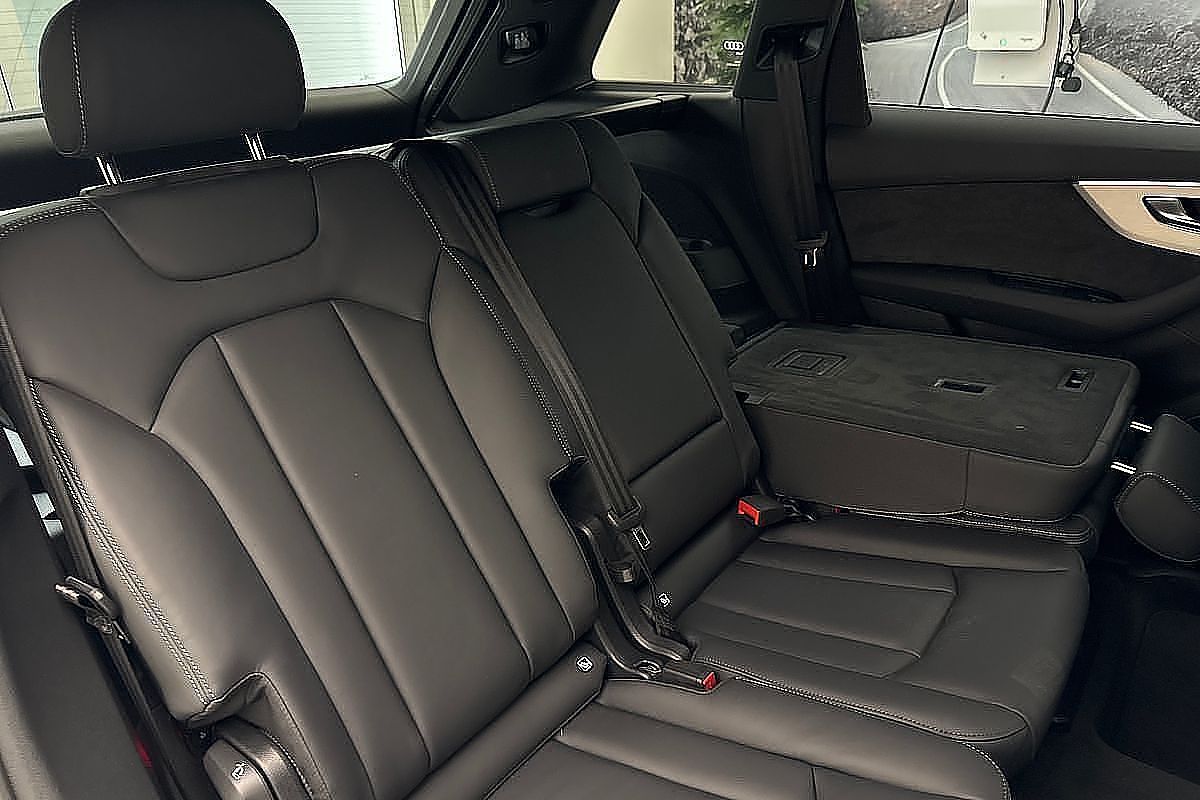 2024 Audi Q7 55 TFSI S line 4M