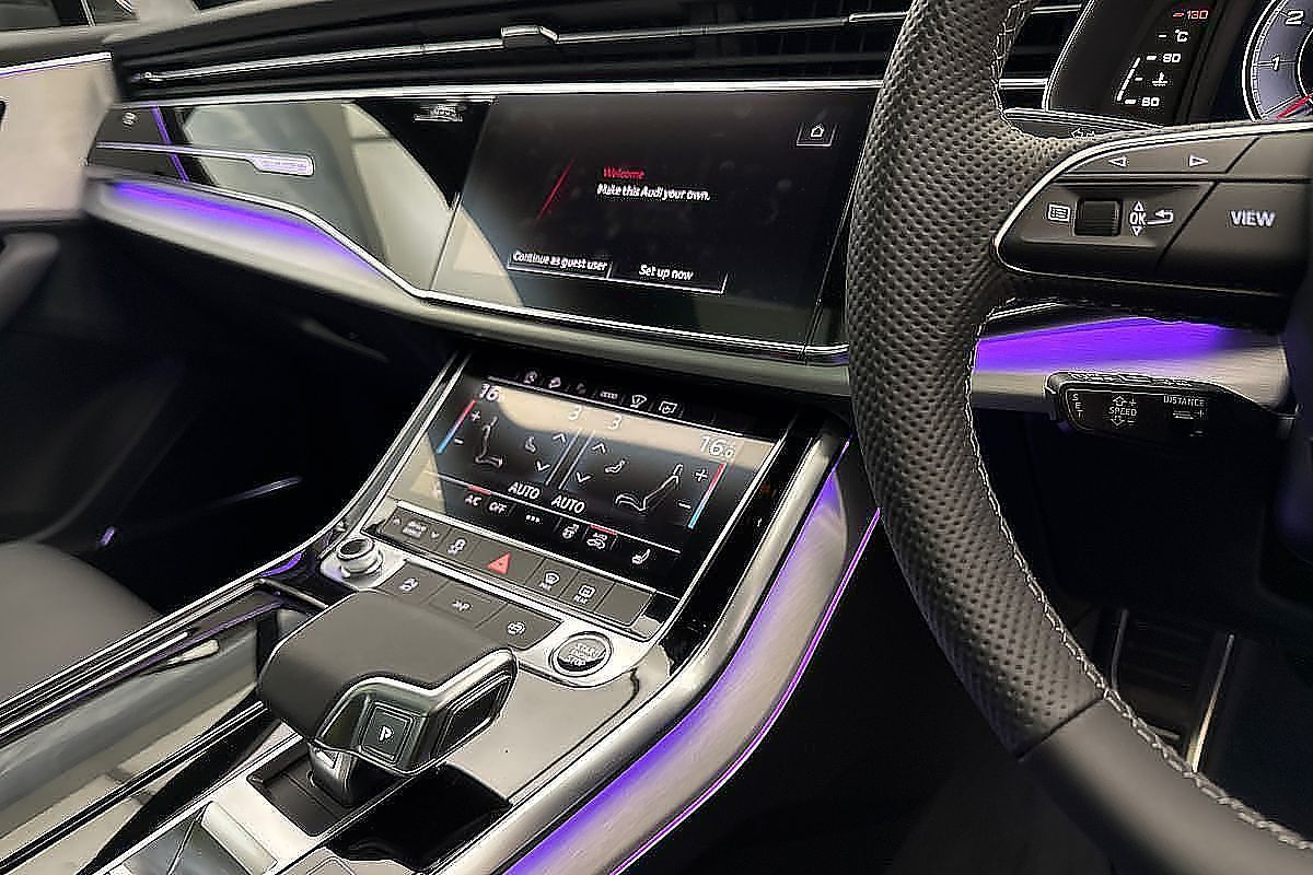 2024 Audi Q7 55 TFSI S line 4M