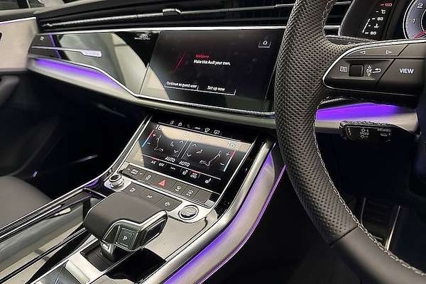 2024 Audi Q7 55 TFSI S line 4M