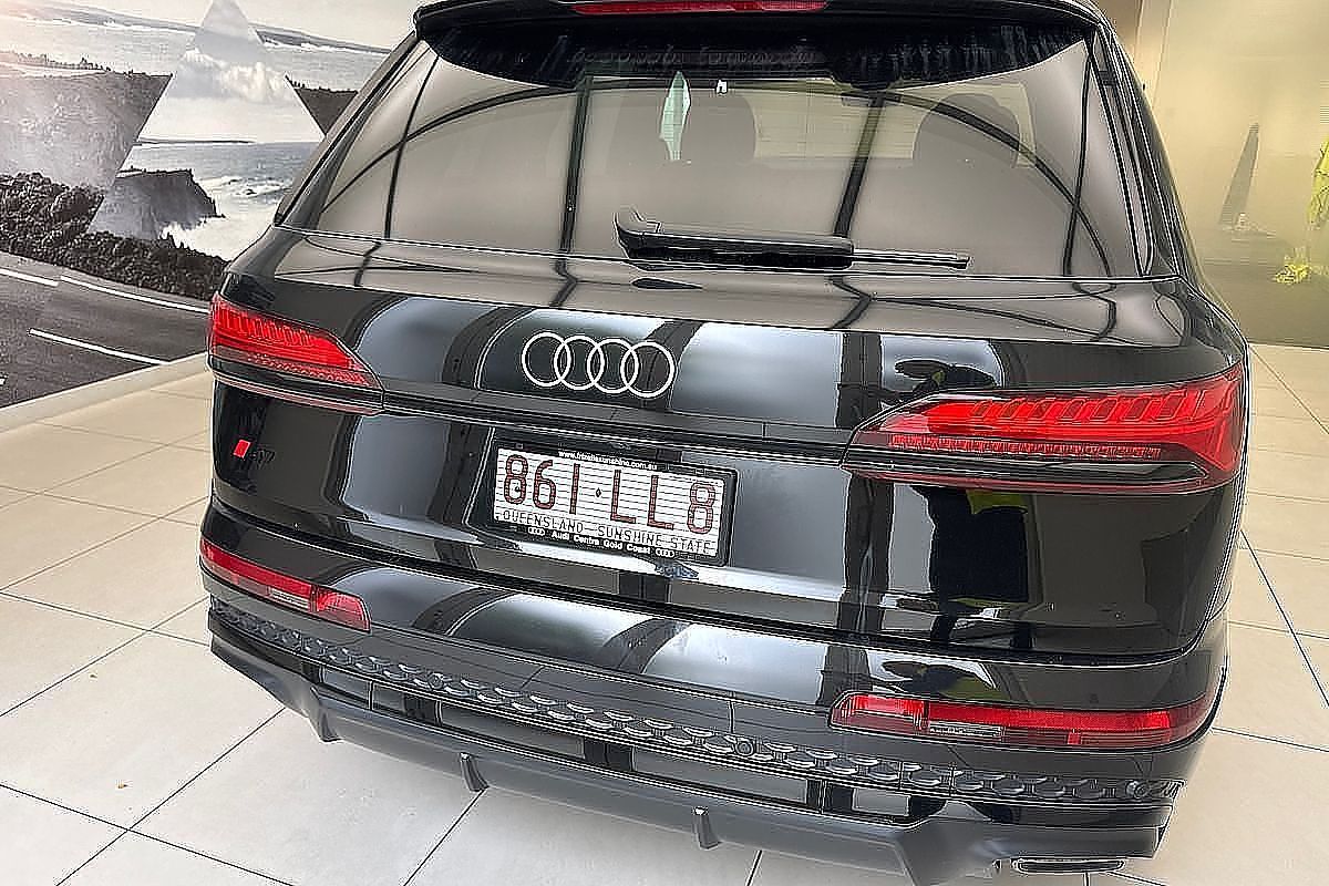 2024 Audi Q7 55 TFSI S line 4M