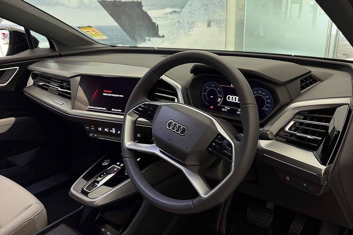 2024 Audi Q4 e-tron 45 F4