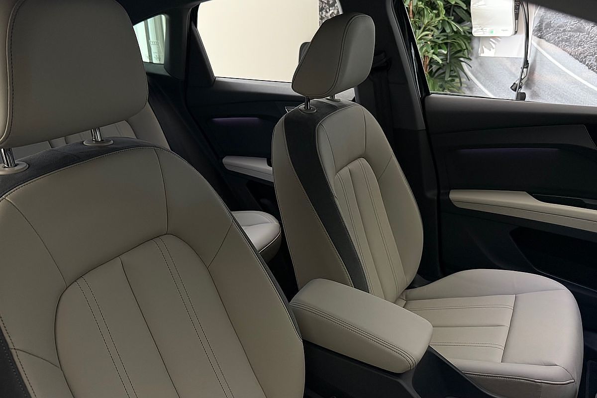 2024 Audi Q4 e-tron 45 F4