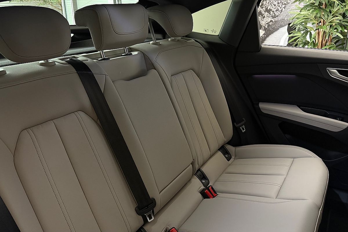 2024 Audi Q4 e-tron 45 F4