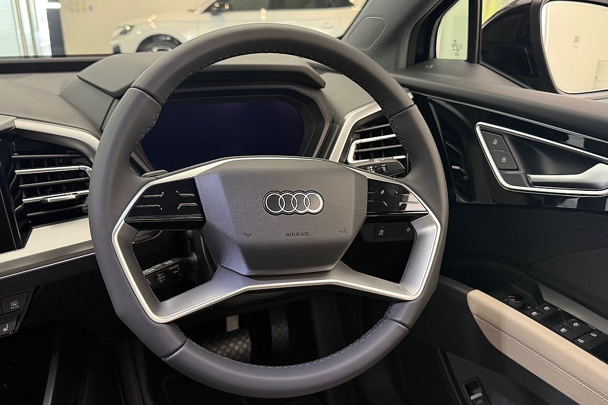2024 Audi Q4 e-tron 45 F4