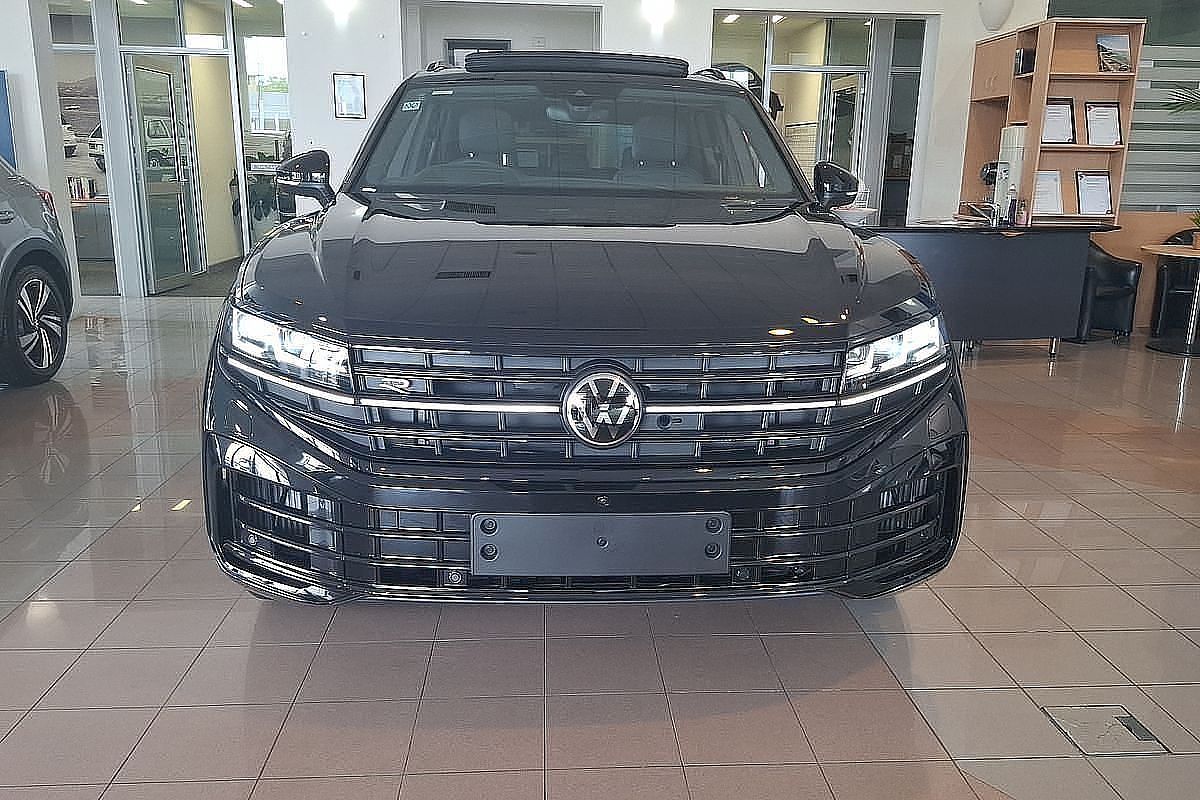 2024 Volkswagen Touareg R RC