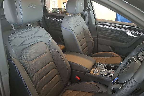 2024 Volkswagen Touareg R RC
