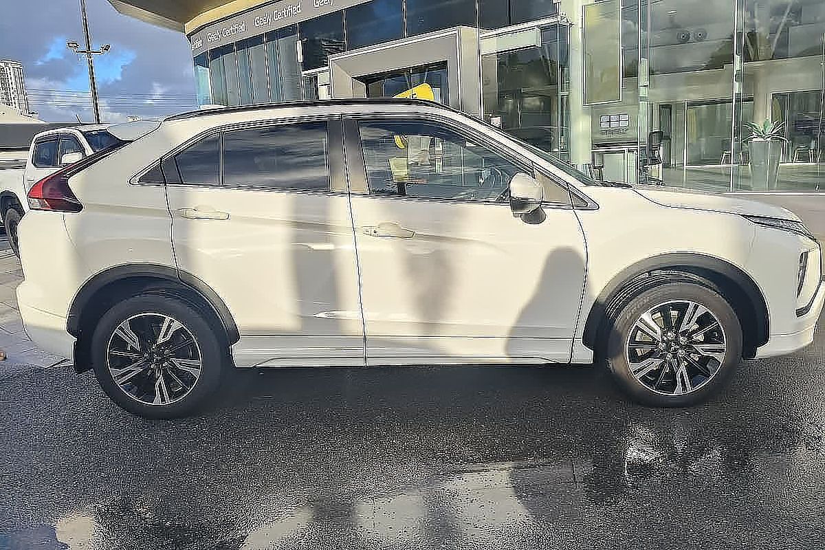 2022 Mitsubishi Eclipse Cross Exceed YB