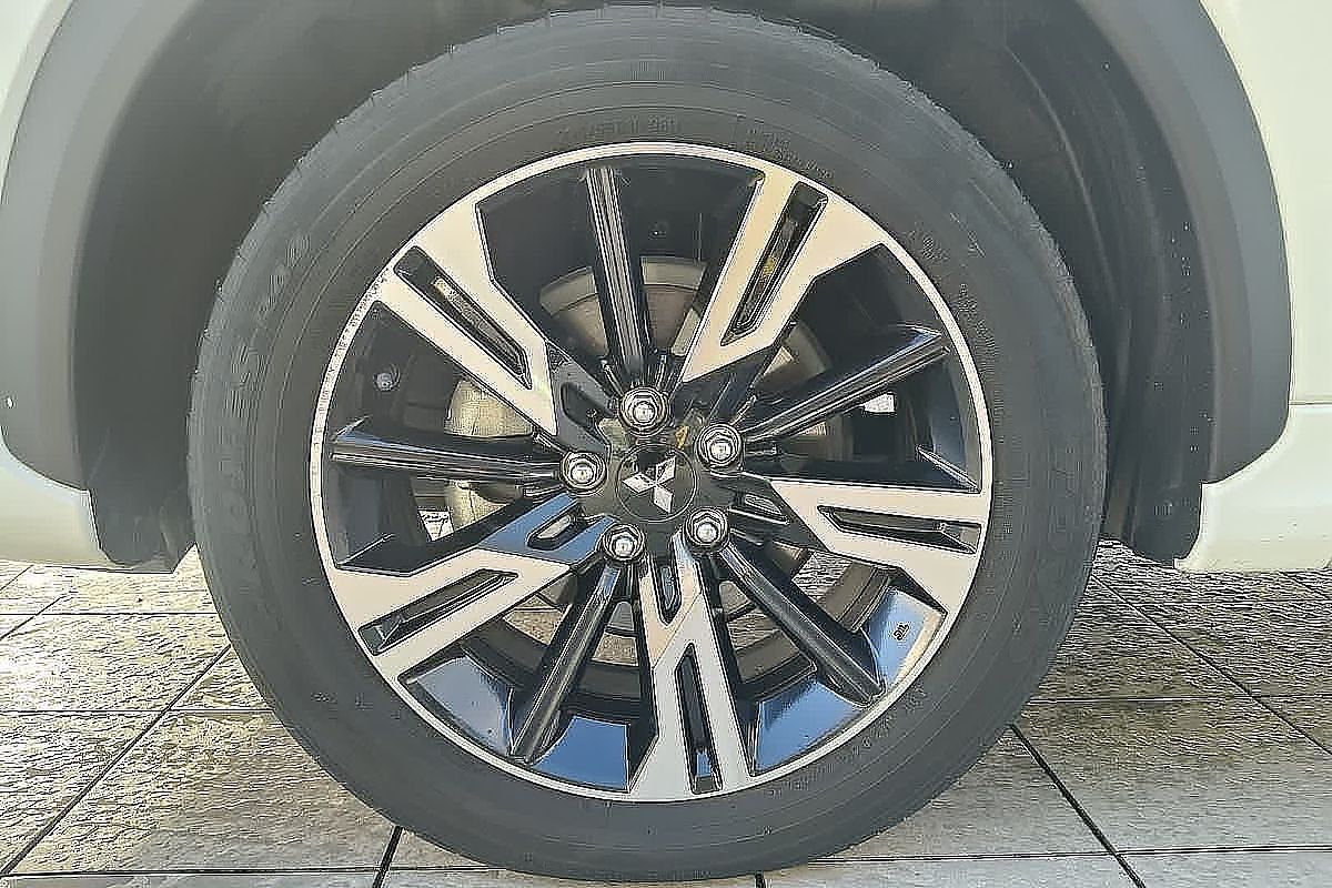 2022 Mitsubishi Eclipse Cross Exceed YB