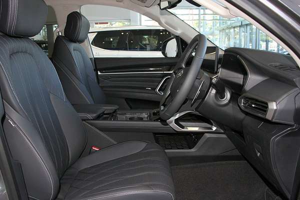 2025 LDV D90 Executive SV9A