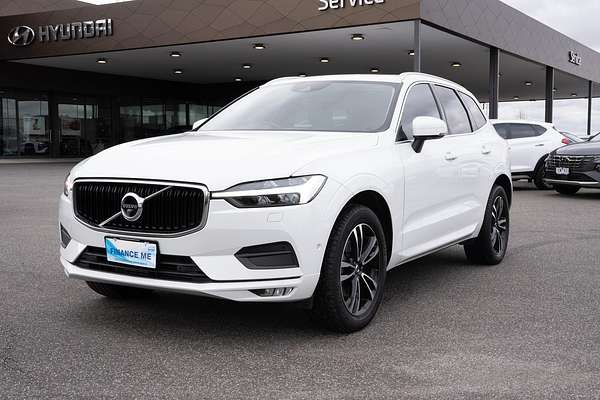 2021 Volvo XC60 T5 Momentum