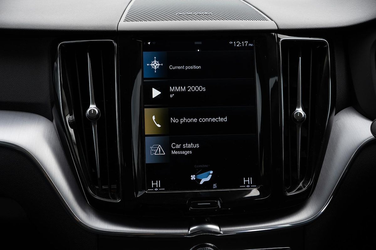 2021 Volvo XC60 T5 Momentum