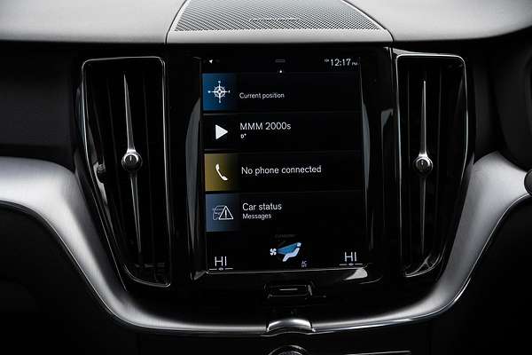 2021 Volvo XC60 T5 Momentum