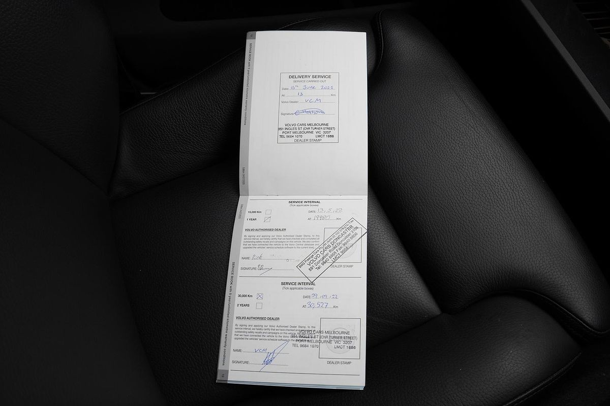 2021 Volvo XC60 T5 Momentum
