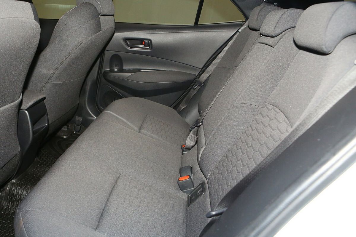 2023 Toyota Corolla SX Hybrid ZWE219R