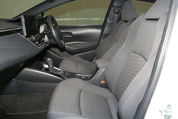 2023 Toyota Corolla SX Hybrid ZWE219R