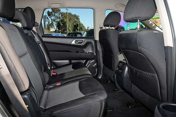 2017 Nissan Pathfinder ST R52 Series II