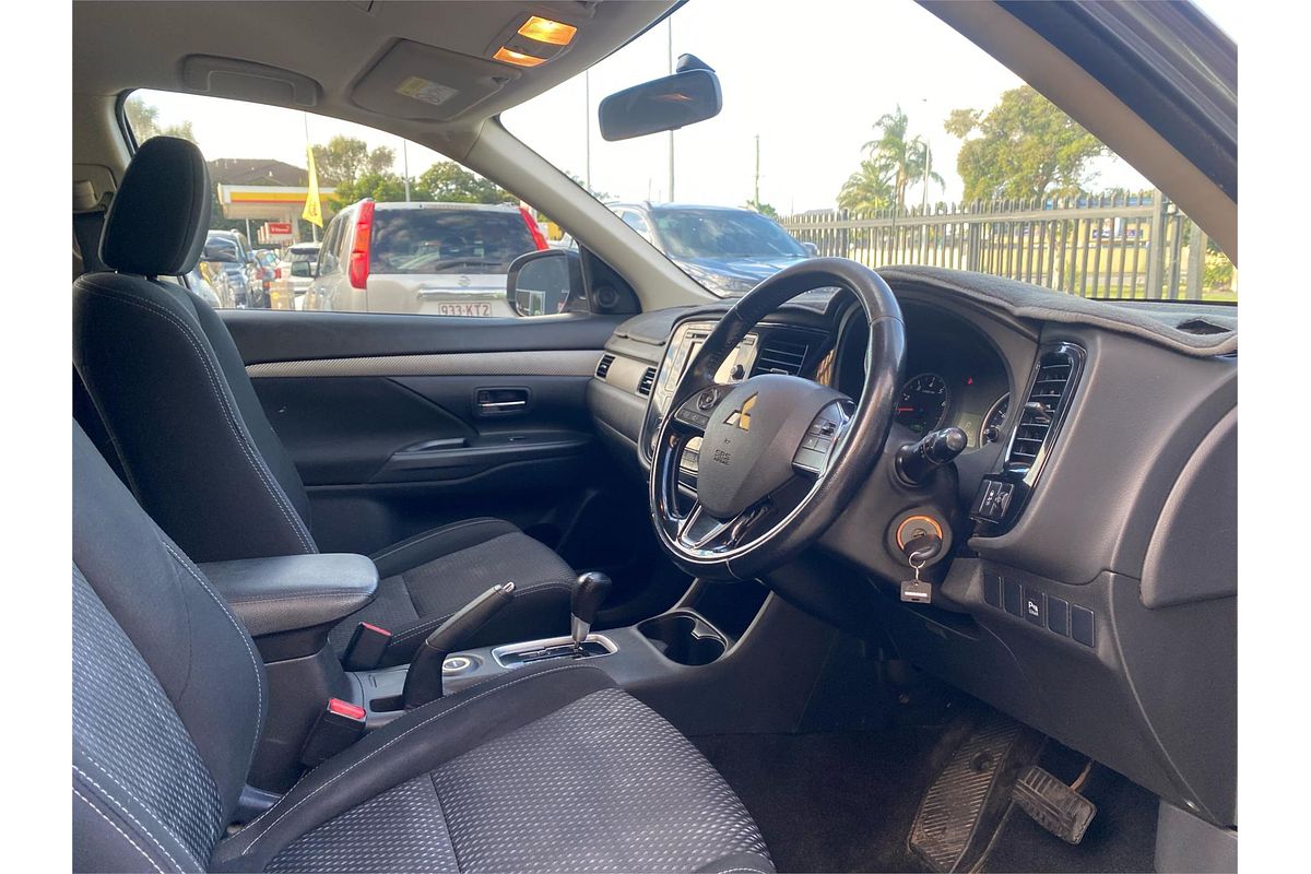 2015 Mitsubishi Outlander LS ZK