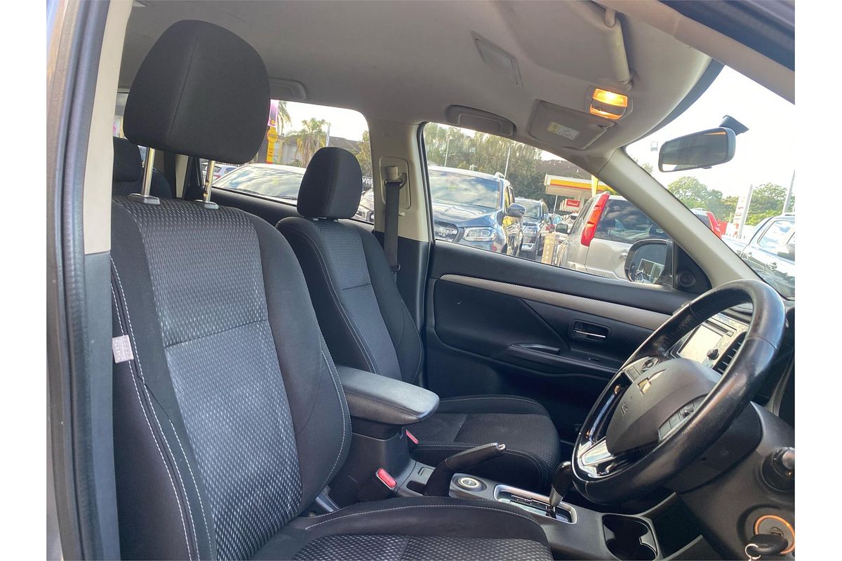 2015 Mitsubishi Outlander LS ZK