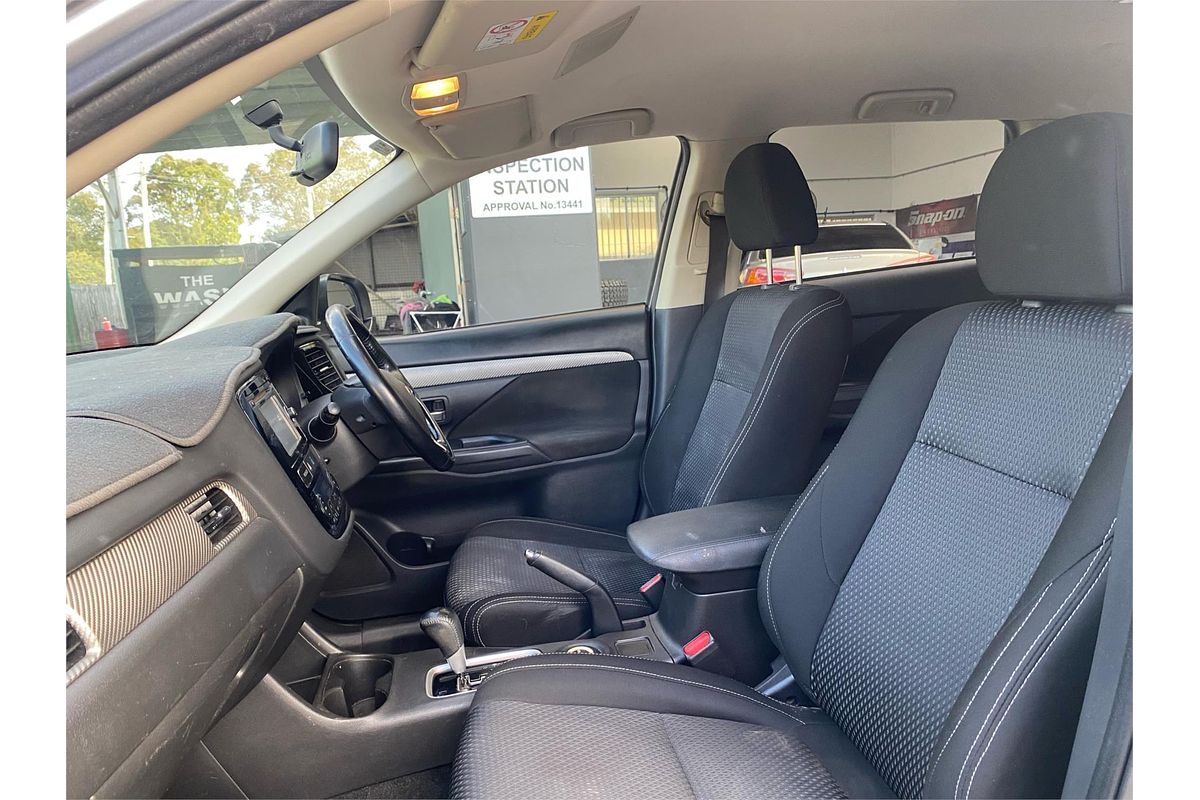 2015 Mitsubishi Outlander LS ZK
