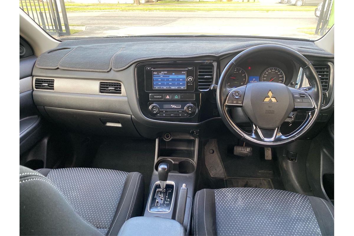 2015 Mitsubishi Outlander LS ZK
