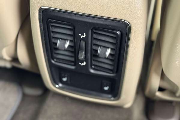 2012 Jeep Grand Cherokee Overland WK