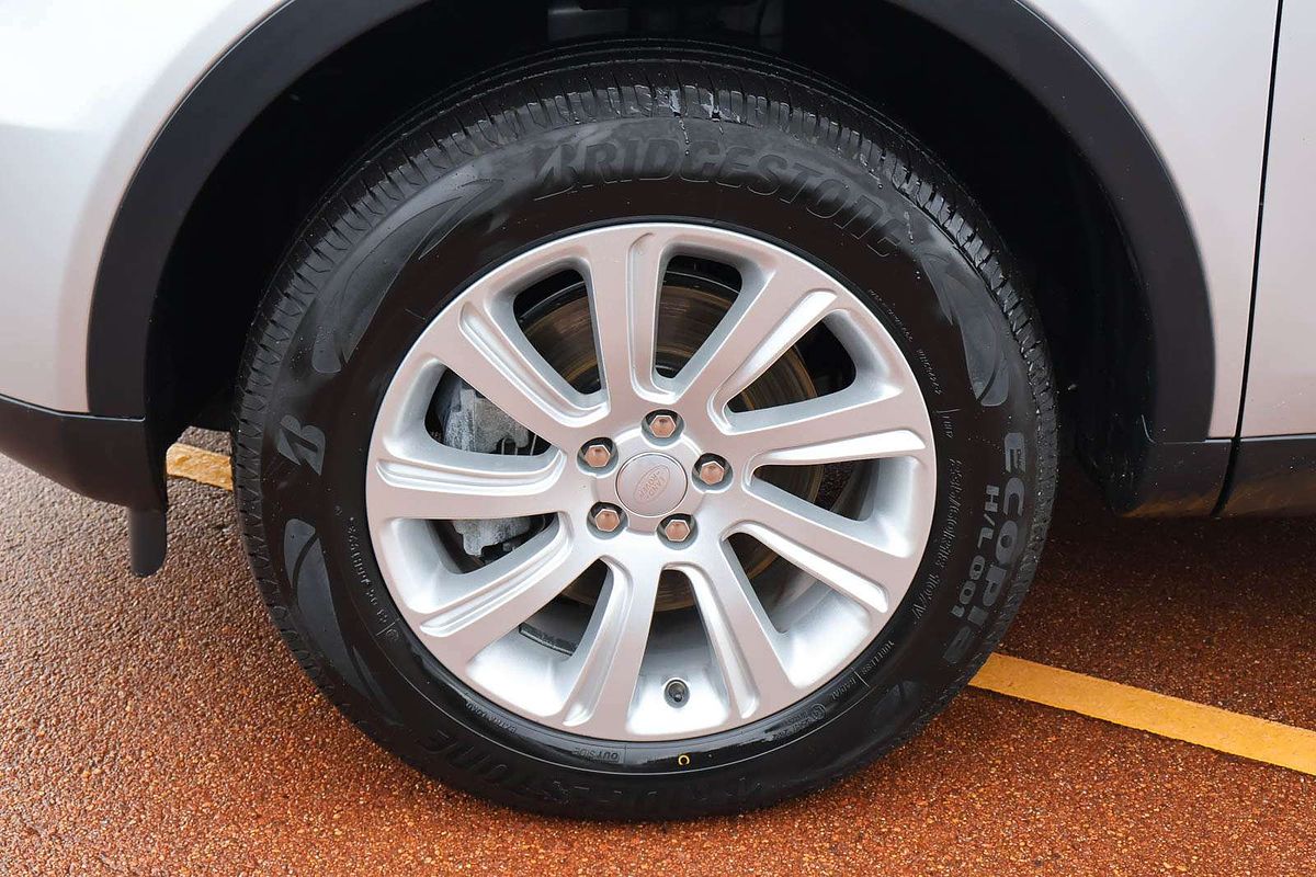 2016 Land Rover Discovery Sport Si4 SE L550