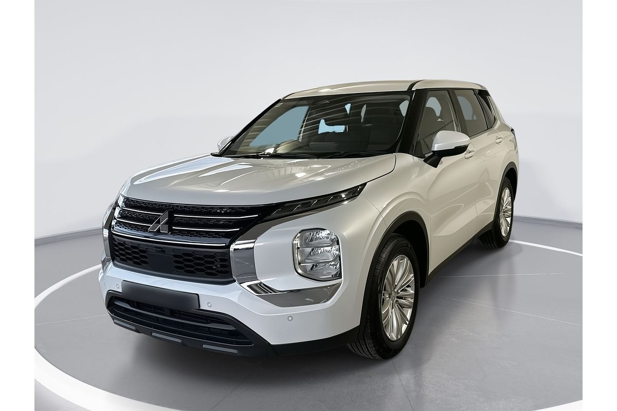 2023 Mitsubishi Outlander ES ZM