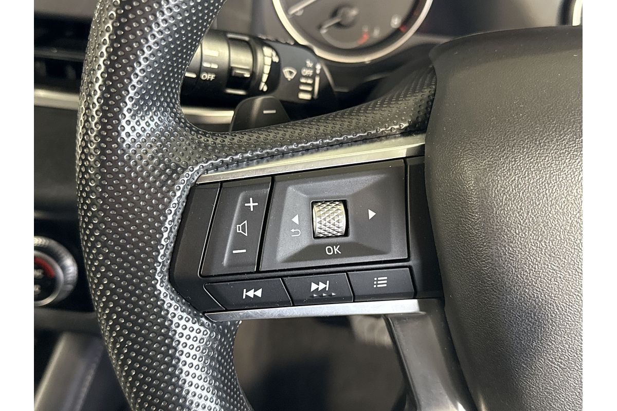 2023 Mitsubishi Outlander ES ZM