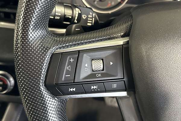 2023 Mitsubishi Outlander ES ZM