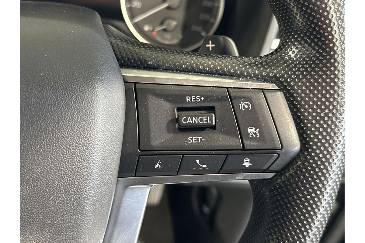 2023 Mitsubishi Outlander ES ZM