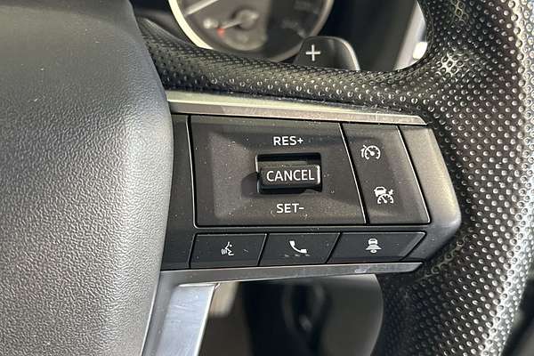 2023 Mitsubishi Outlander ES ZM