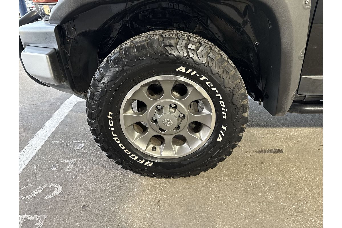 2012 Toyota FJ Cruiser GSJ15R