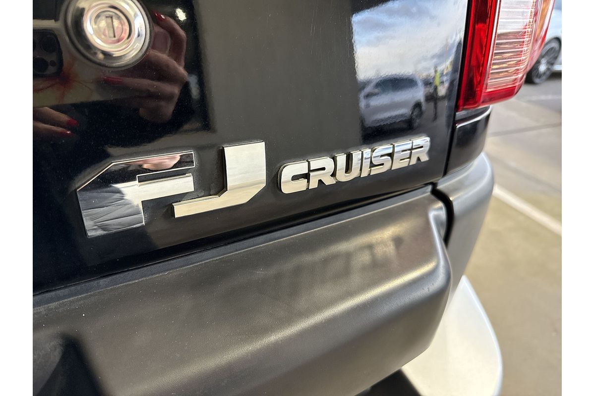 2012 Toyota FJ Cruiser GSJ15R