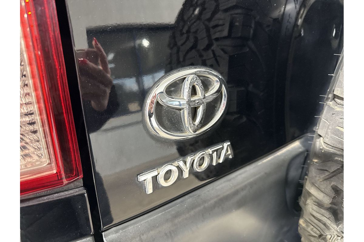 2012 Toyota FJ Cruiser GSJ15R