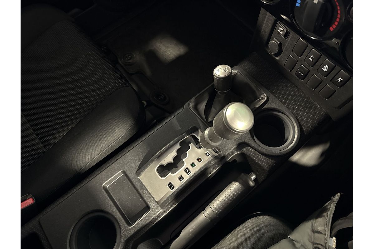 2012 Toyota FJ Cruiser GSJ15R